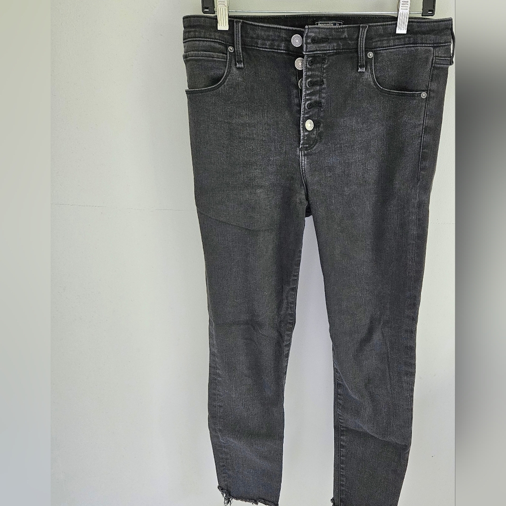 Abercrombie & Fitch Black High Rise Super Skinny Jeans